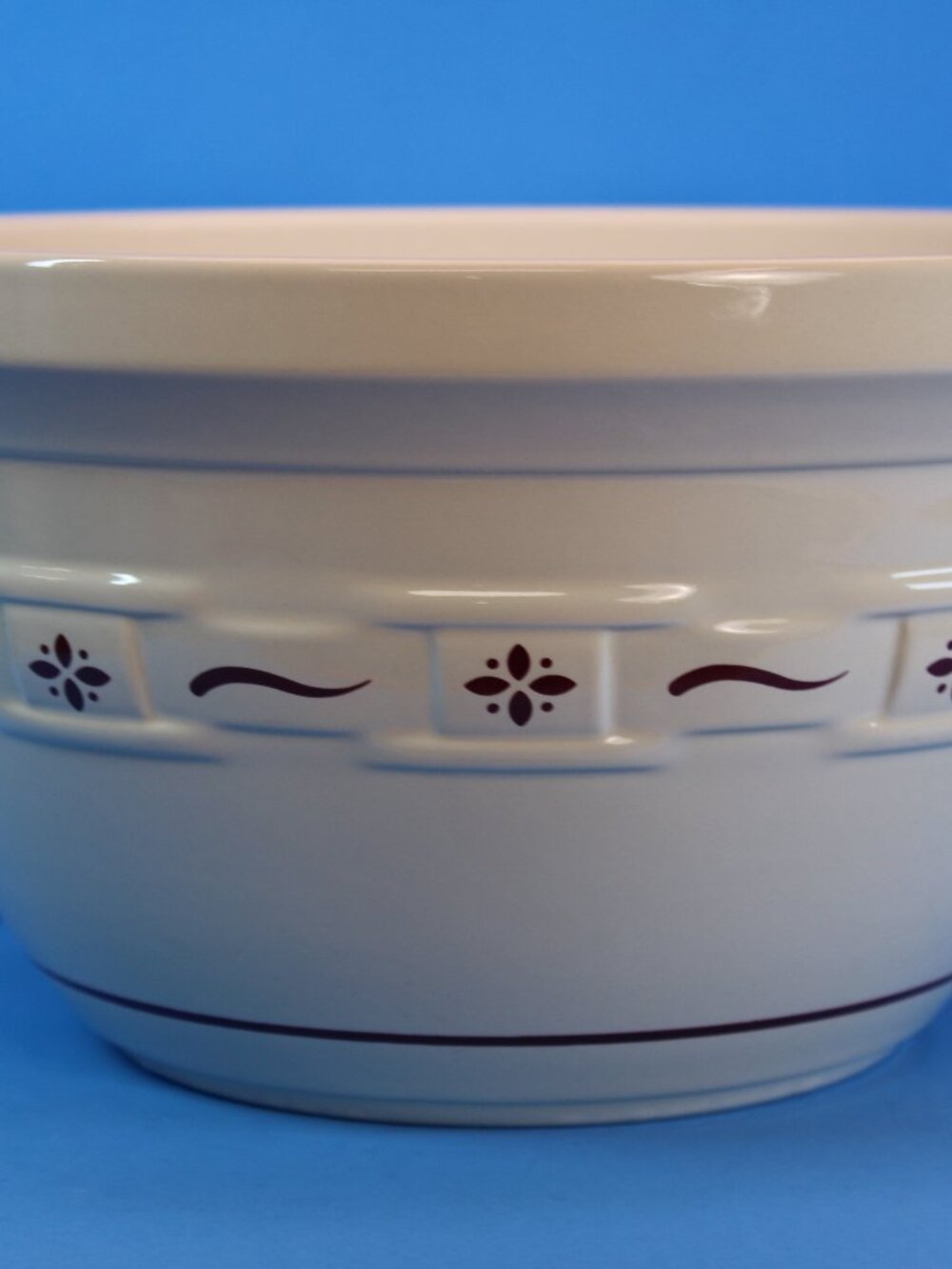 NIB Longaberger Pottery Ex. Lg Mixing Bowl Beige Basket Design MI USA - Picture 2 of 7